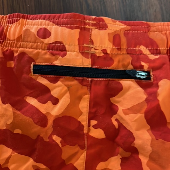 Under armor Camo swim trunks Sz XL - Picture 8 of 9